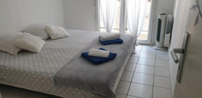 T2 Cosy - Lit King Size - parking privé gratuit - wifi - 2 ou 3 lits au choix - centre ville - proche gare